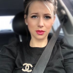 Meet your Posher, Natalie